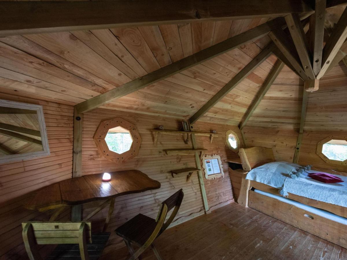 Les Cabanes De Labrousse Saint-Julien-Labrousse Kültér fotó