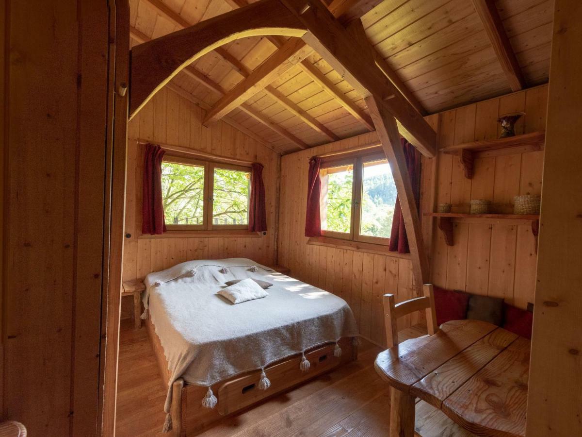 Les Cabanes De Labrousse Saint-Julien-Labrousse Szoba fotó